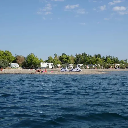 In - Paklenica Riviera 46339 سيلين