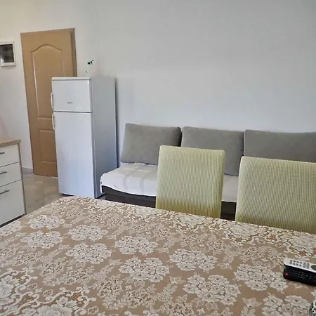 In - Paklenica Riviera 46339 Seline