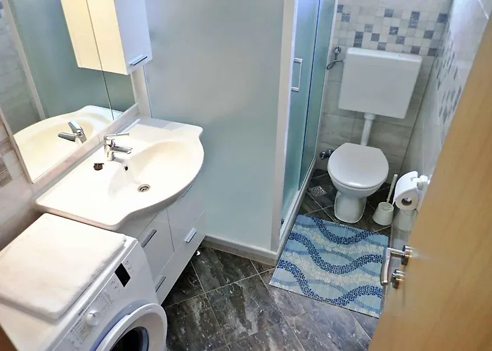In - Paklenica Riviera 46339 Апартаменты *