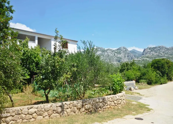 Апартаменты In - Paklenica Riviera 46339 *