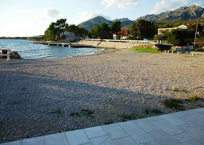 In - Paklenica Riviera 46339 Селине